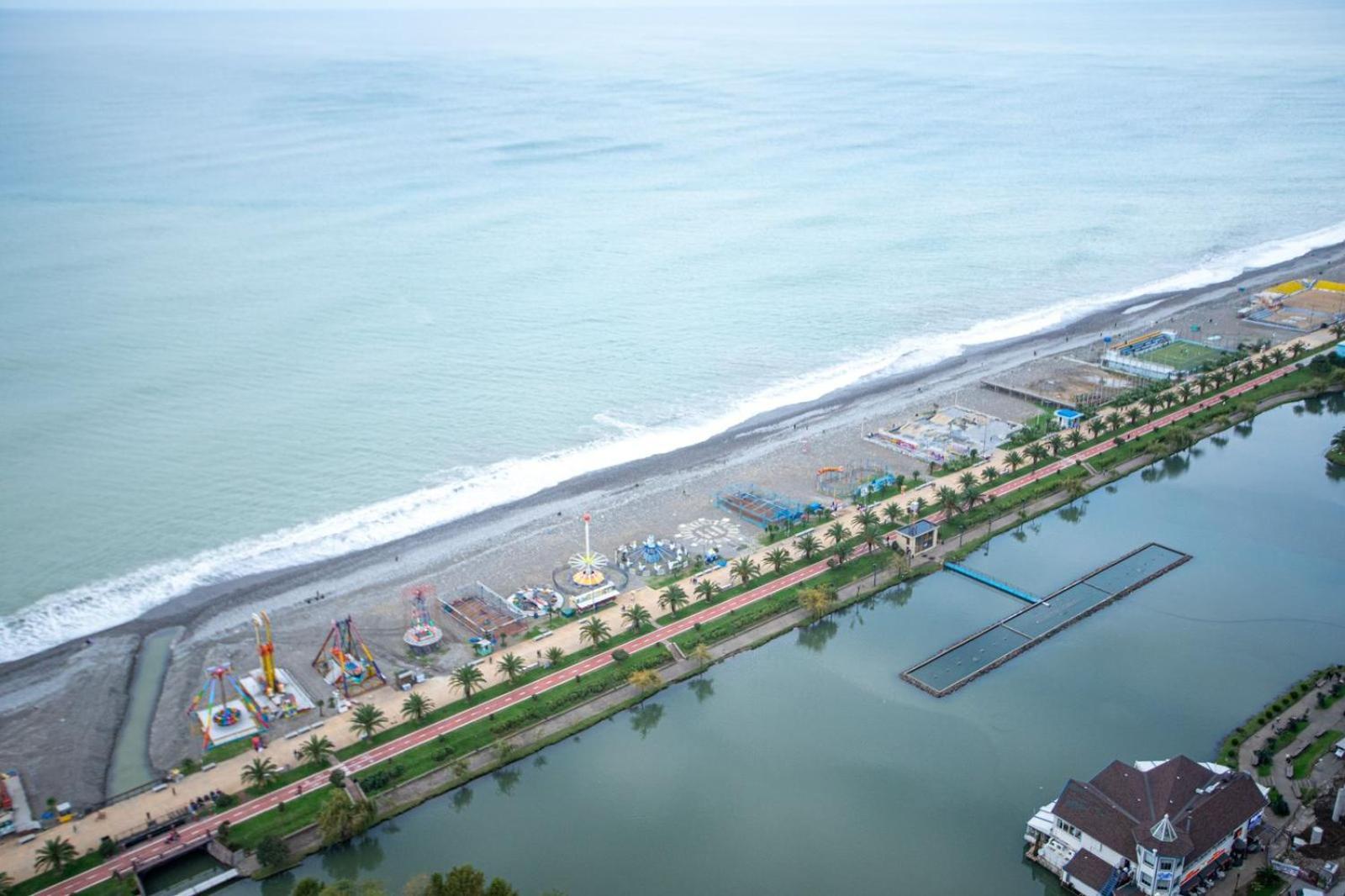 Suites Orbi City Aparthotel Batumi Exterior photo